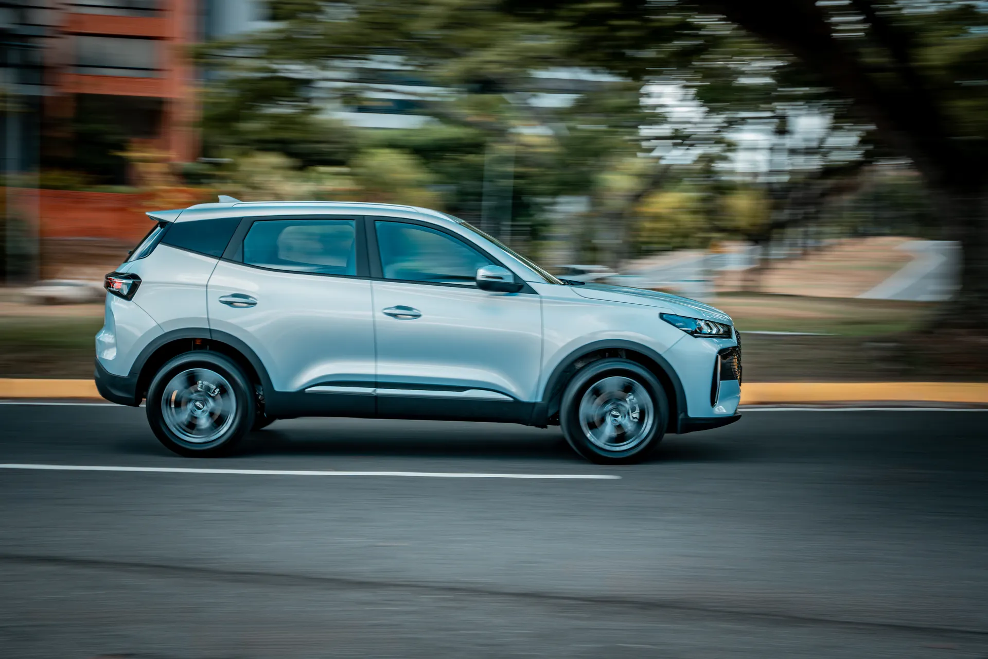 Chery Tiggo 4 Pro Max — galería de fotos, vista exterior 11
