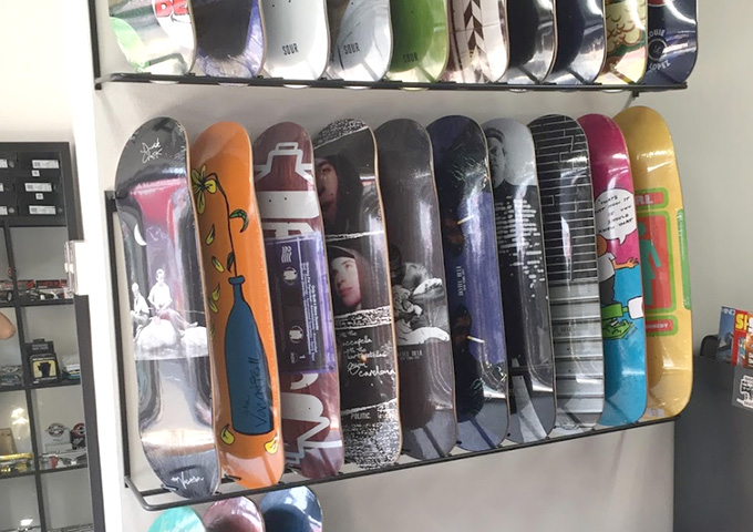 Bulldog Skateboard Shop Osaka