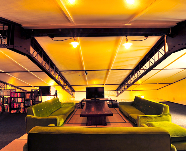 ORANGE HOUSE in Osaka