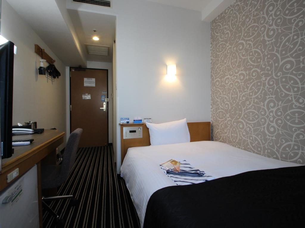 7 Cheap but Highly Rated Hotels Near Universal Studios Japan in Osaka - Apa Tenma