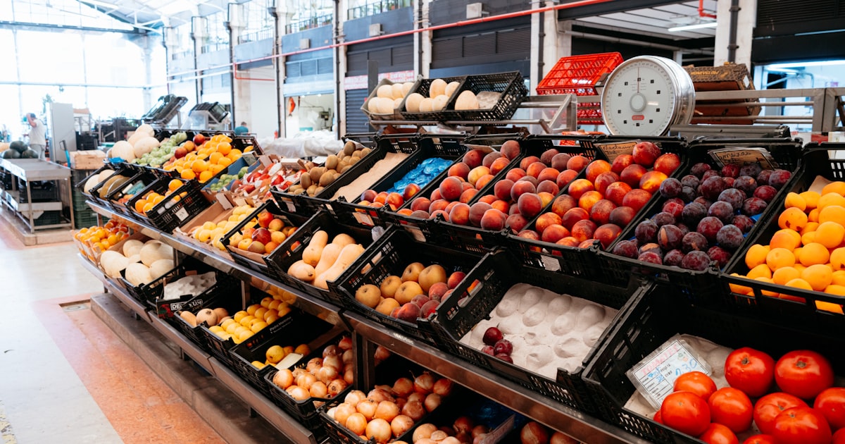 Grocery store produce section - Instacart sign-up bonus guide