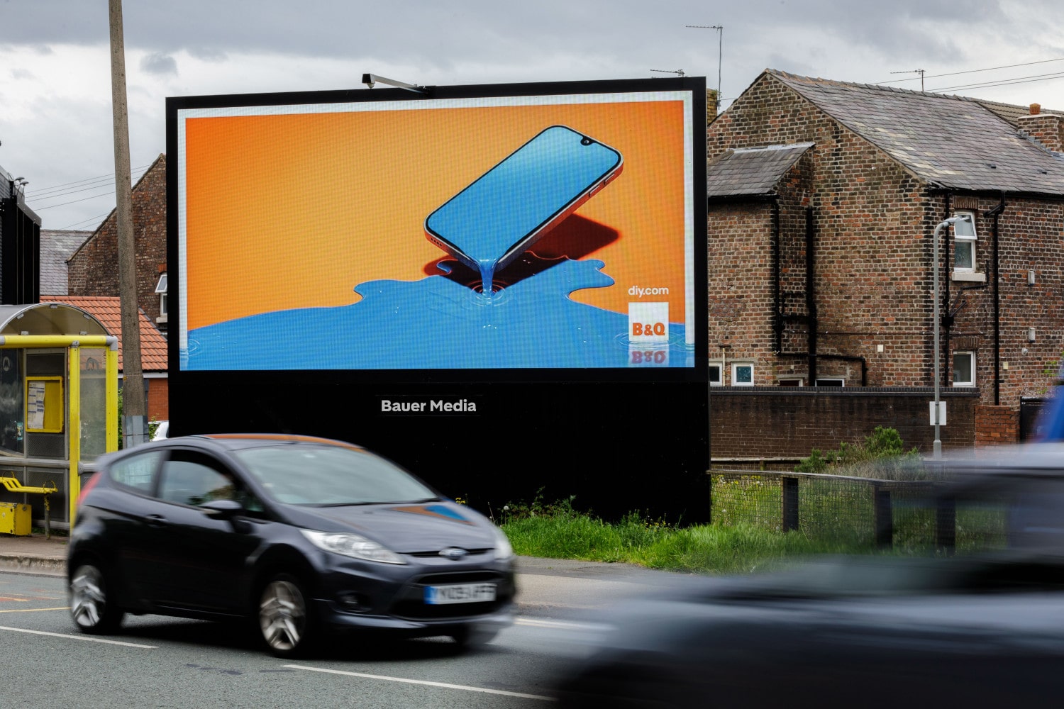 B&Q digital billboard campaign