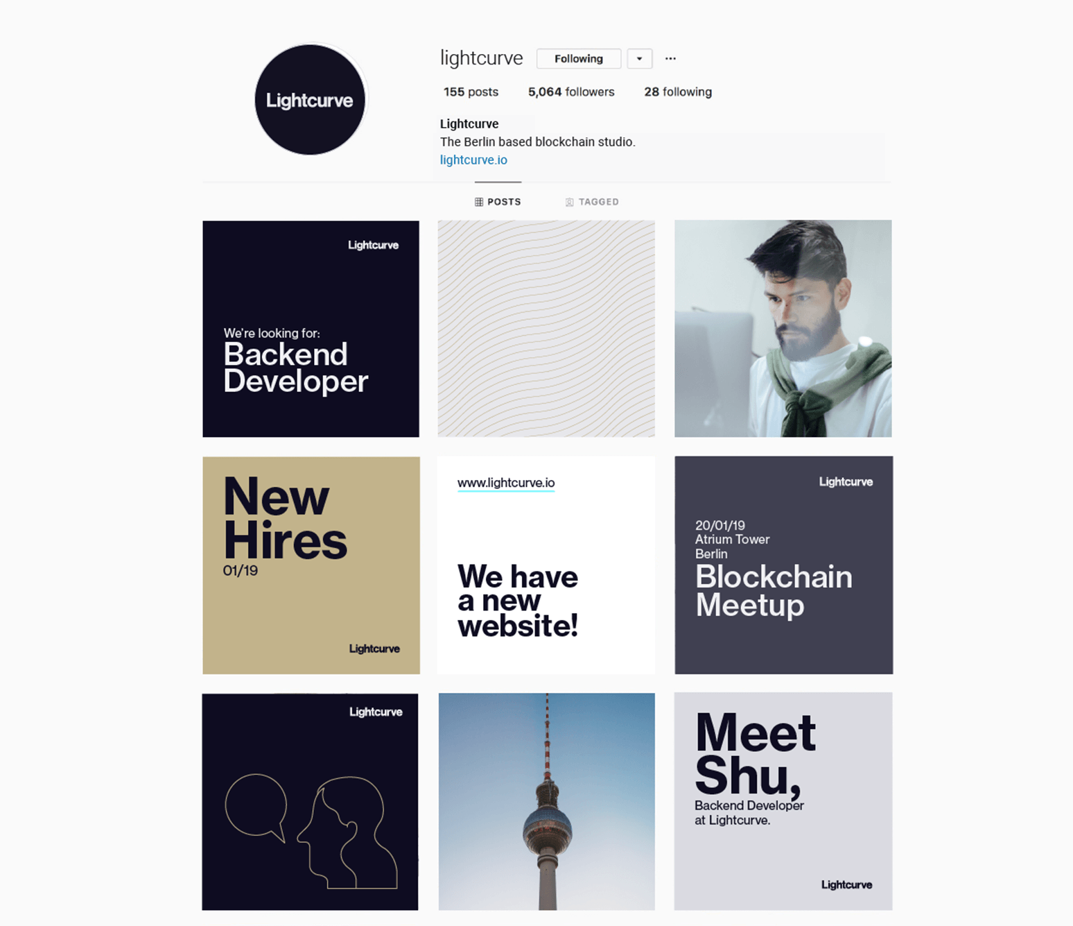 Lightcurve, instagram feed