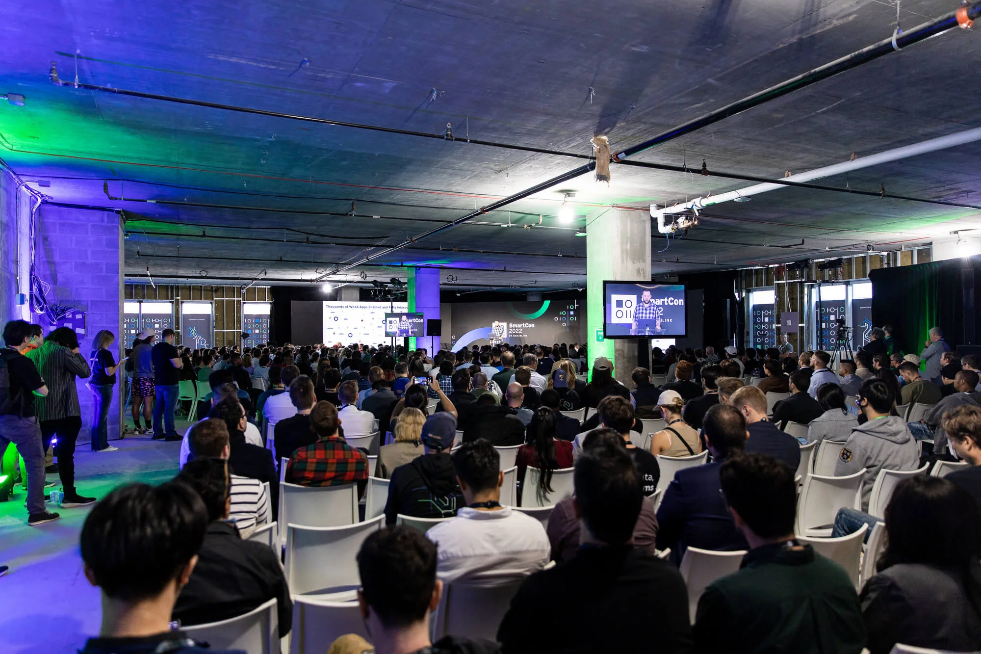 SmartCon 2022, photo of an audience in the main stage