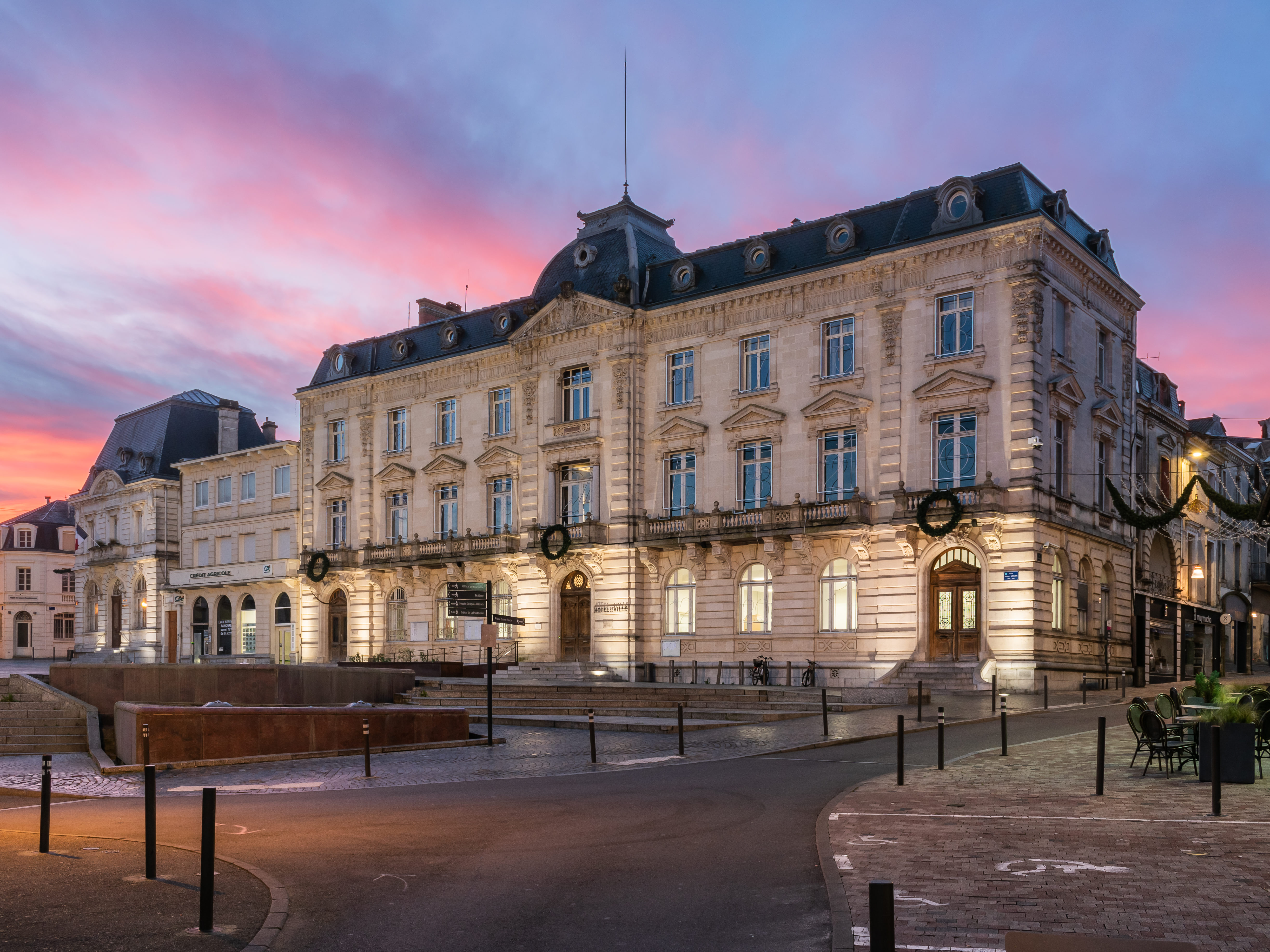 Menuiserie et finitions soignées au cœur des Landes.