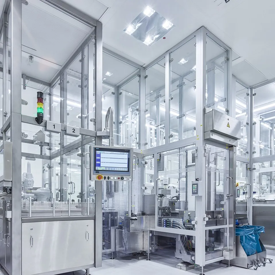 A state-of-the-art pharmaceutical packaging plant in a GMP‑certified clean room, equipped with automated systems for sterile packaging of drugs.