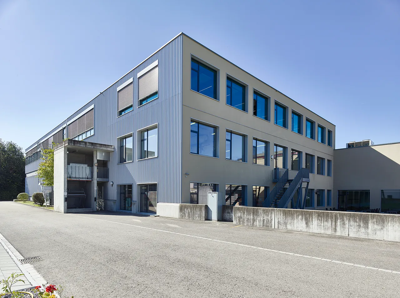 Pacovis AG – Realisation eines Büroneubaus während laufendem Betrieb