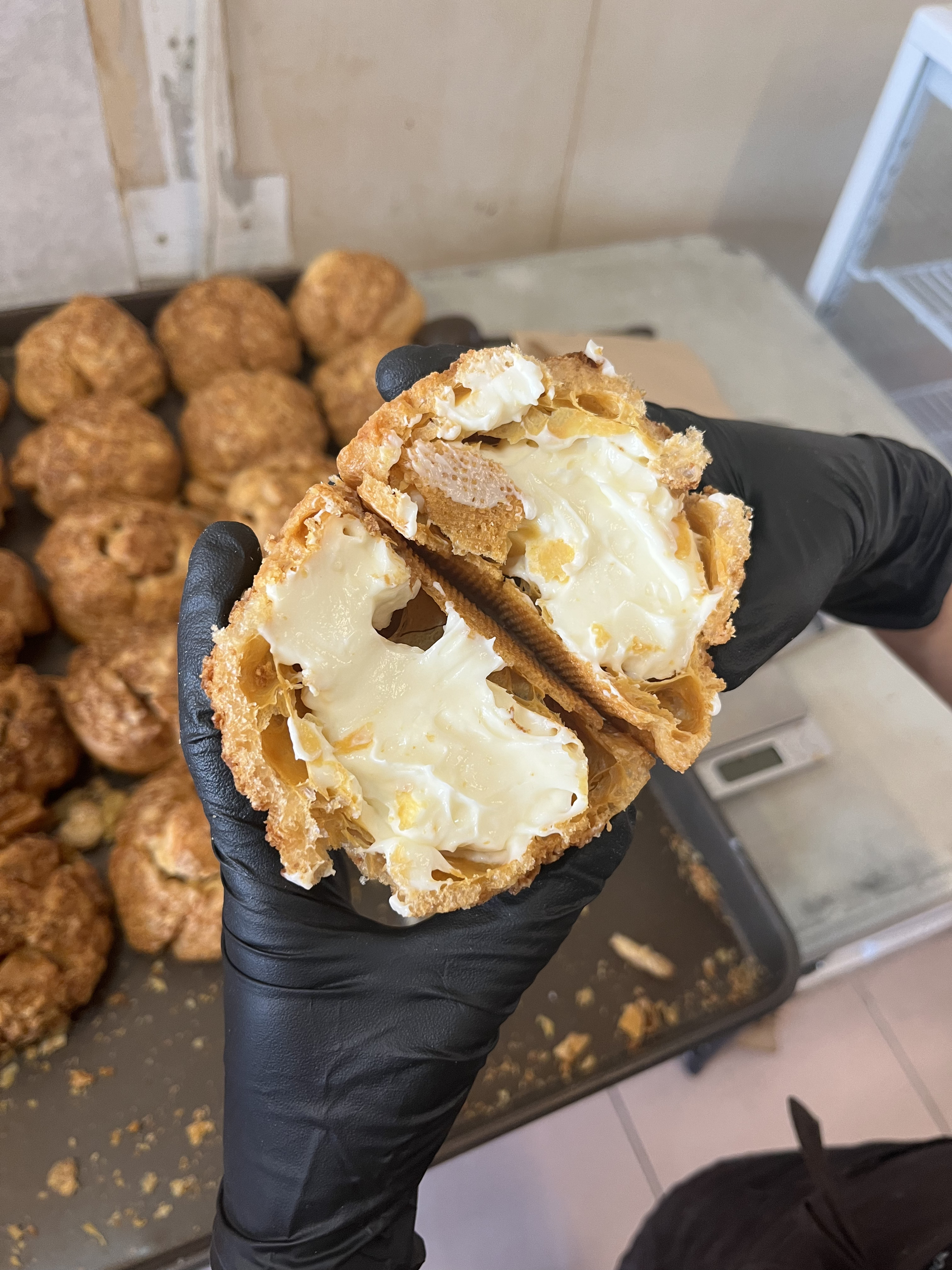 好吃的卡士達泡芙甜點