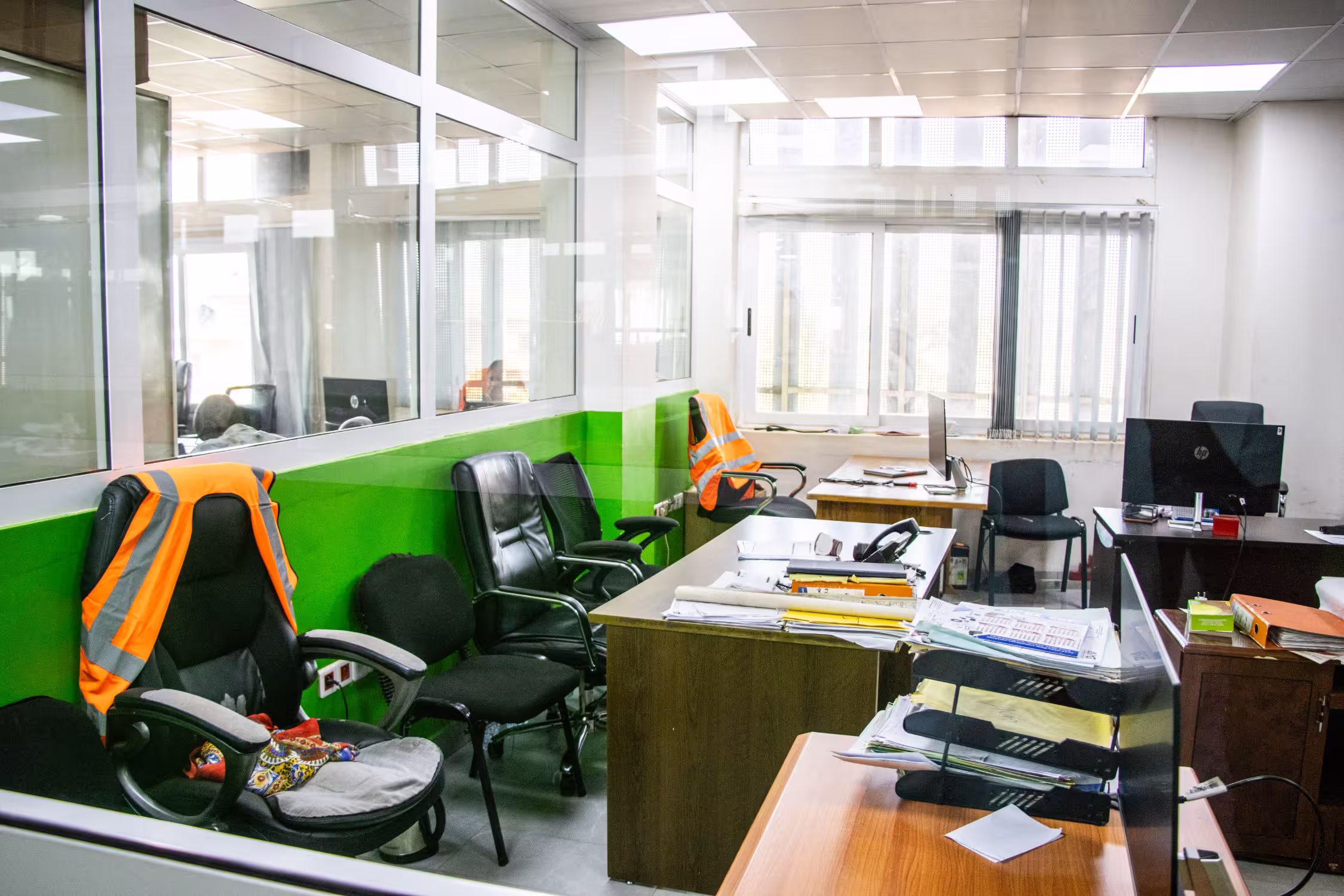 Tecmon team member at work