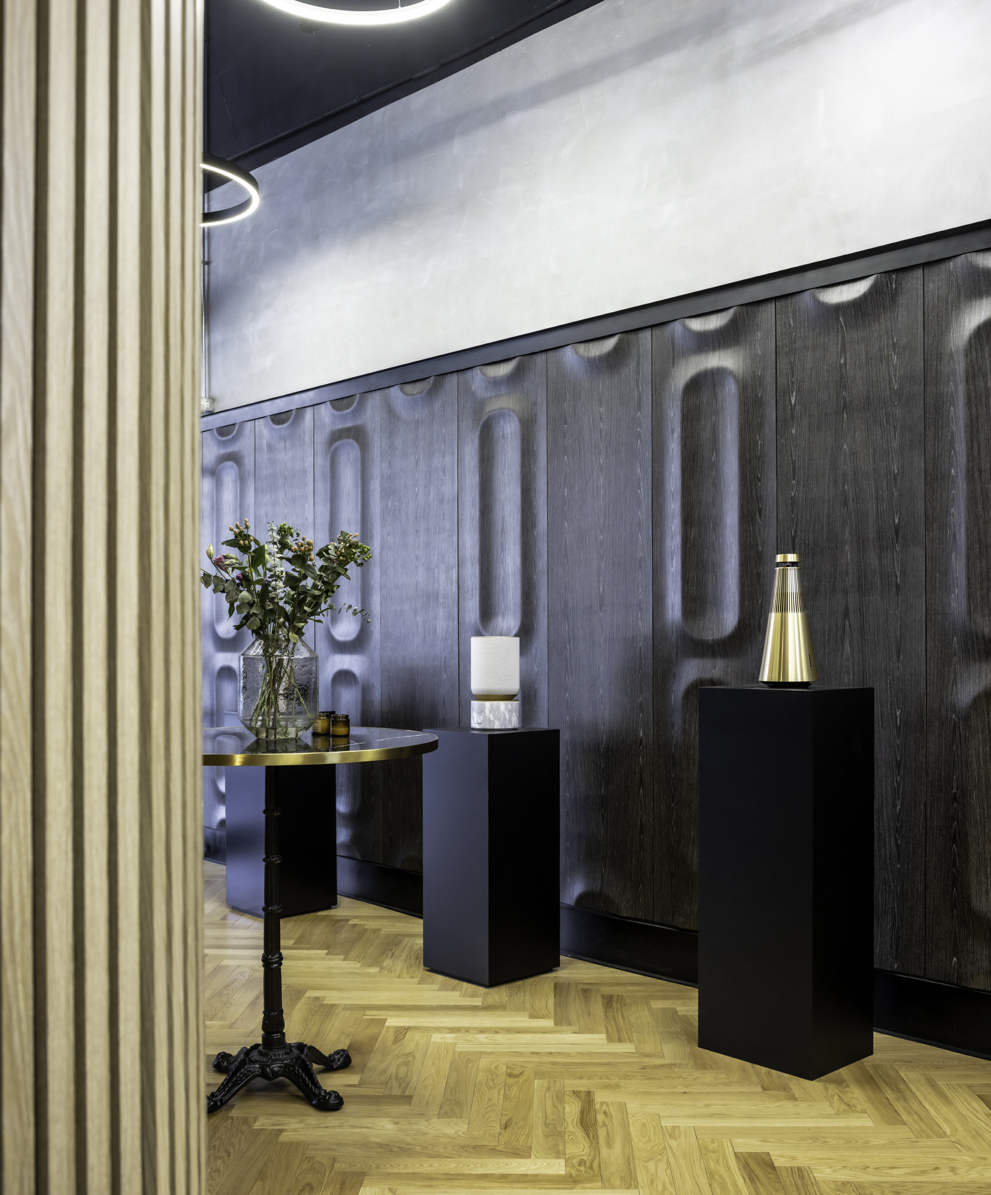 Bang & Olufsen Store