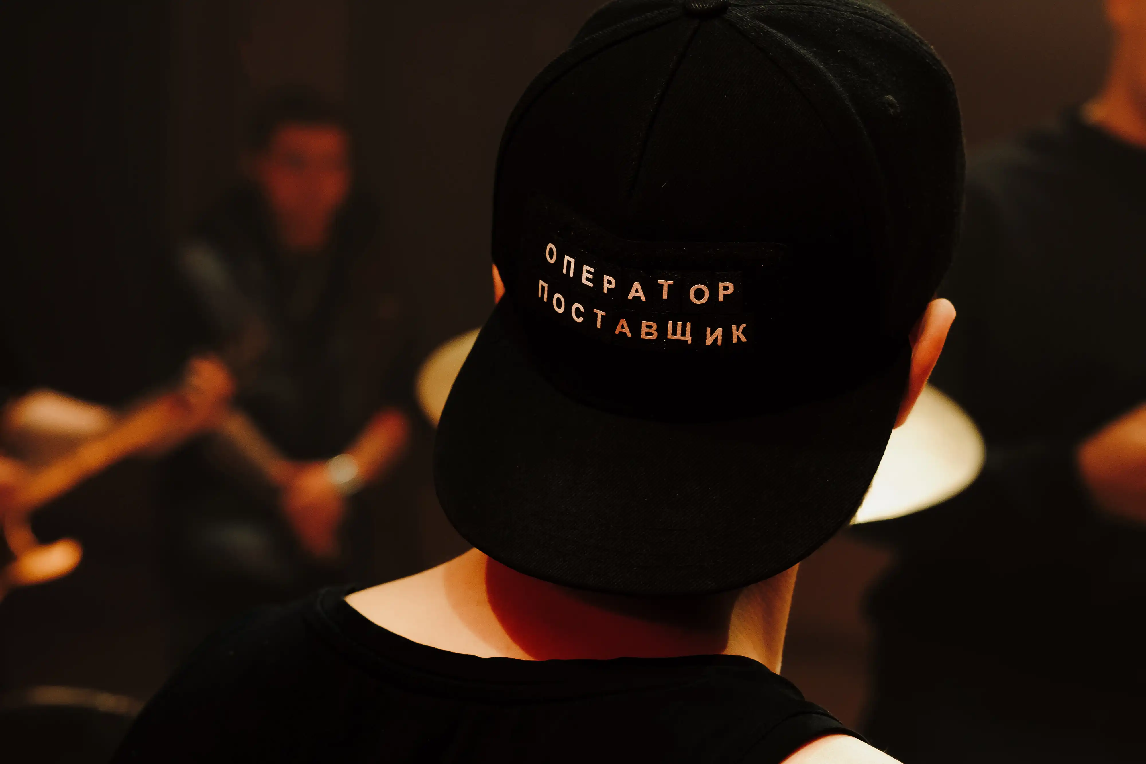 Оператор постановщик для кавер-группы