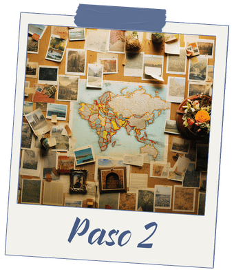 Casas coloridas y ruinas antiguas en Plaka, Atenas, con la Acrópolis al fondo bajo un cielo despejado.