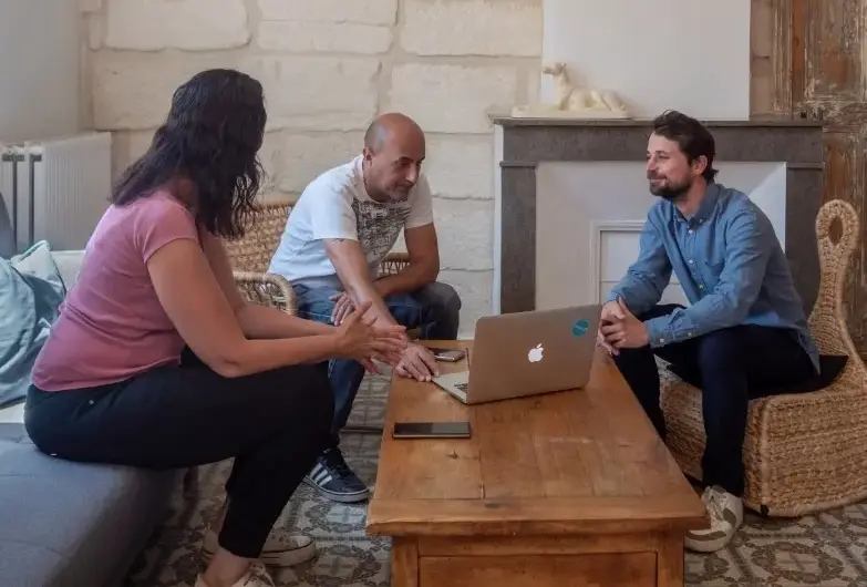 Un rendez-vous client avec la conciergerie HostnFly