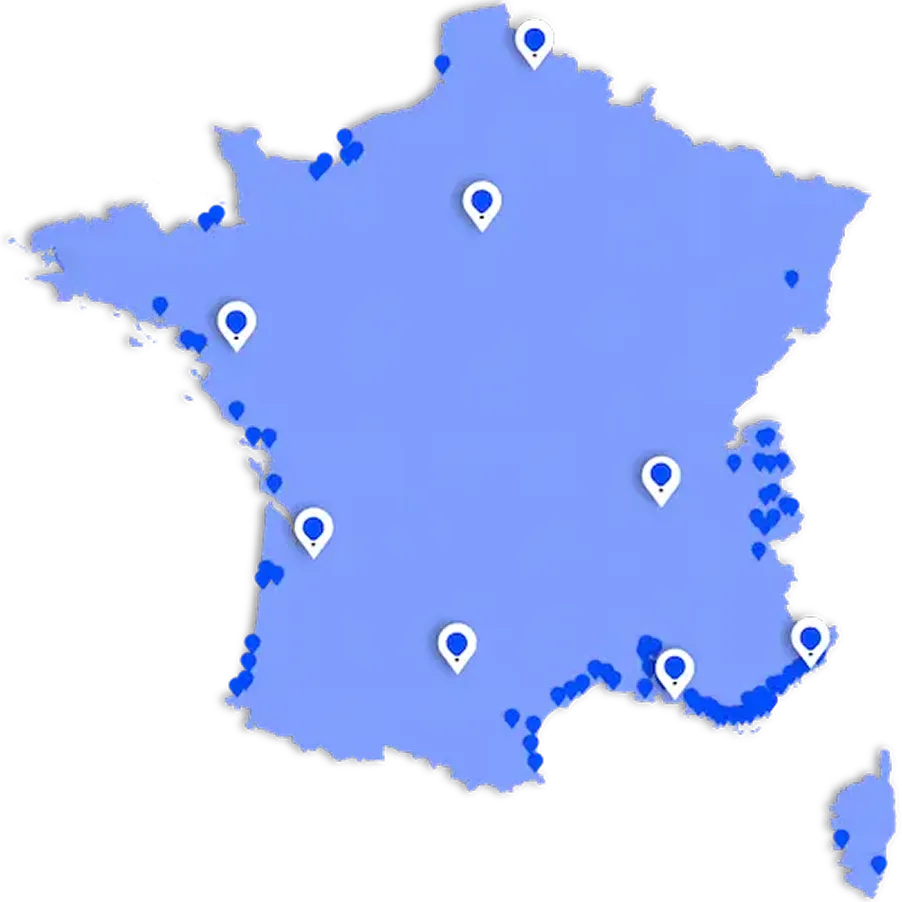 Carte de la France avec de nombreux marqueurs bleus indiquant des agences, dont plusieurs points principaux en régions centrales et côtières.