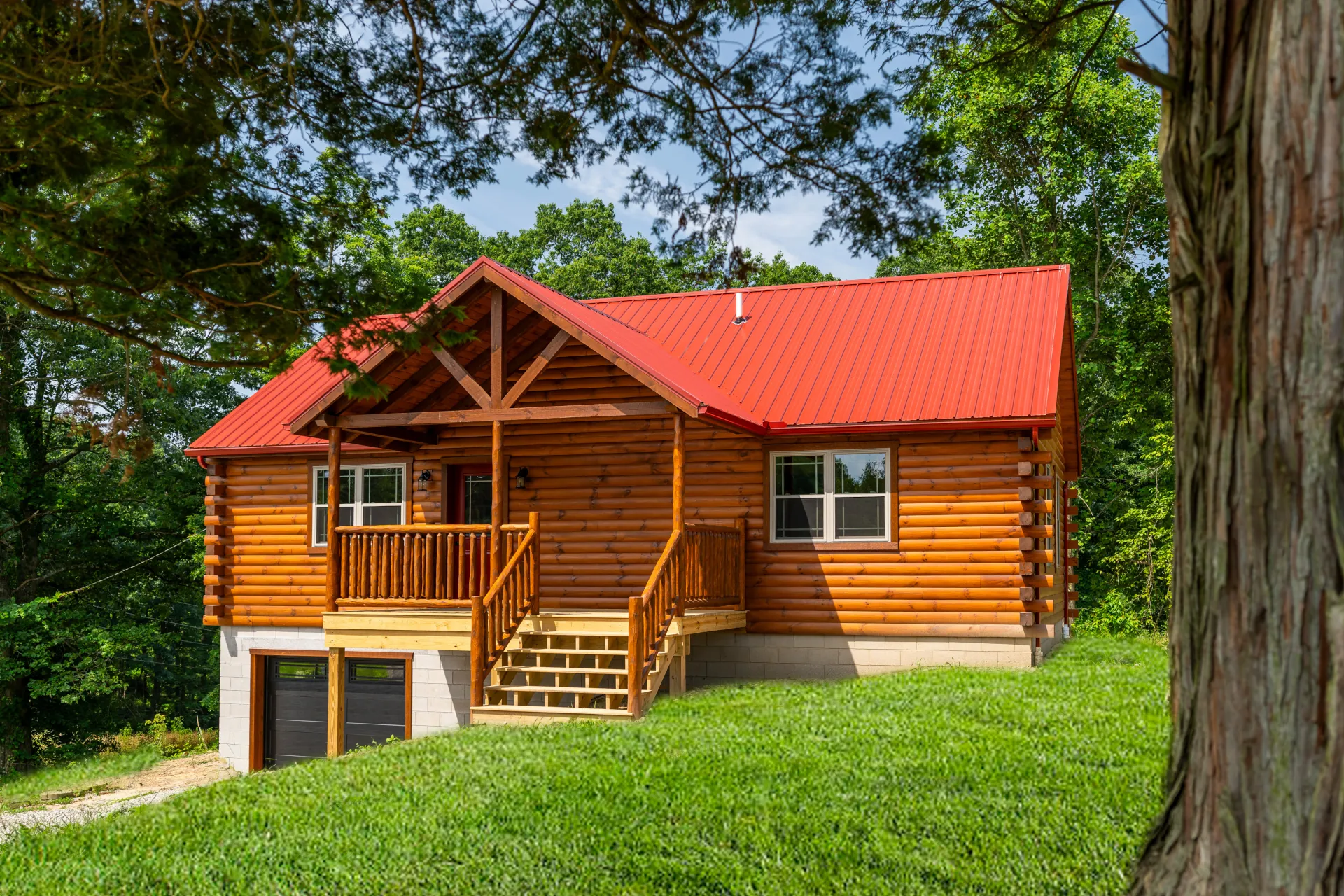 valley view modular home model with red roof