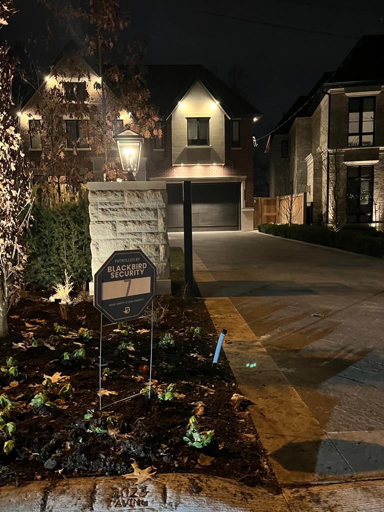 Blackbird Security provides neighbourhood watch security support in Toronto.