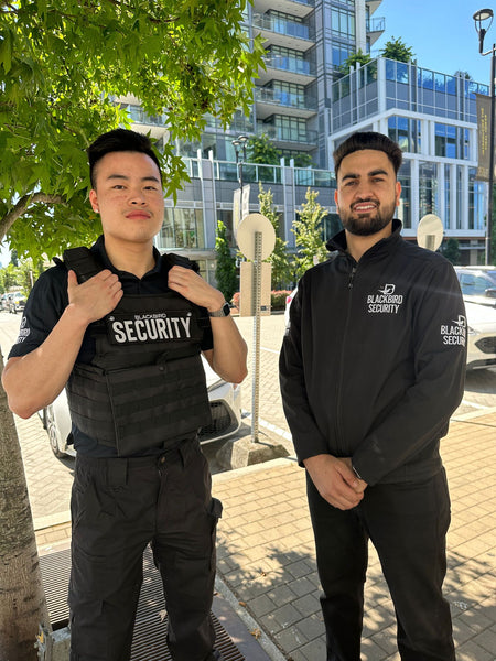 Blackbird Security retail security guards help customers in canada vancouver toronto best mall security and retail security company