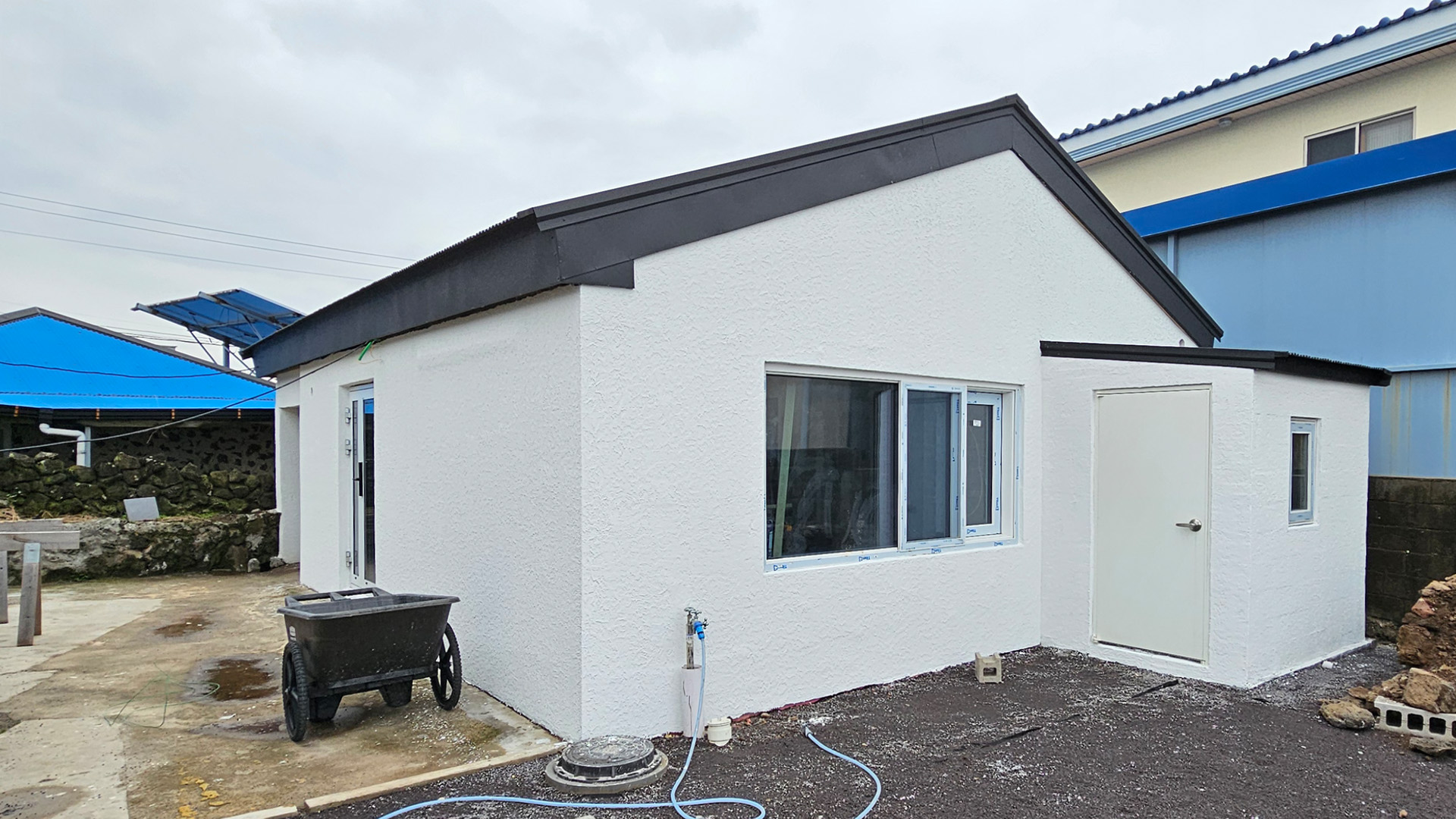 image / 제주 주택 외부공사 종료