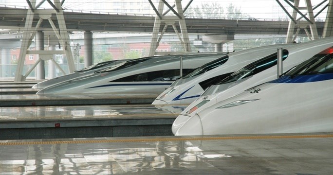 Illustrasjon til: Blir du med og tenker litt større, Støre?