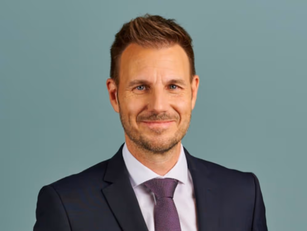 Markus Mutti, Visana