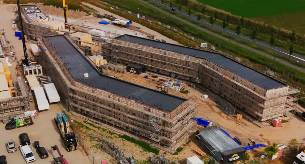 Circulair dakproject AZC Dordrecht