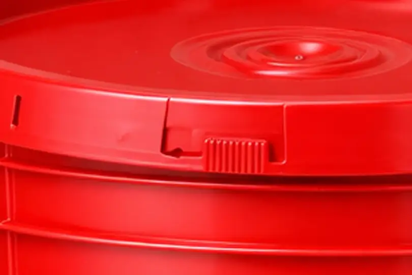 Cubeta roja con cincho Tamper Evidence