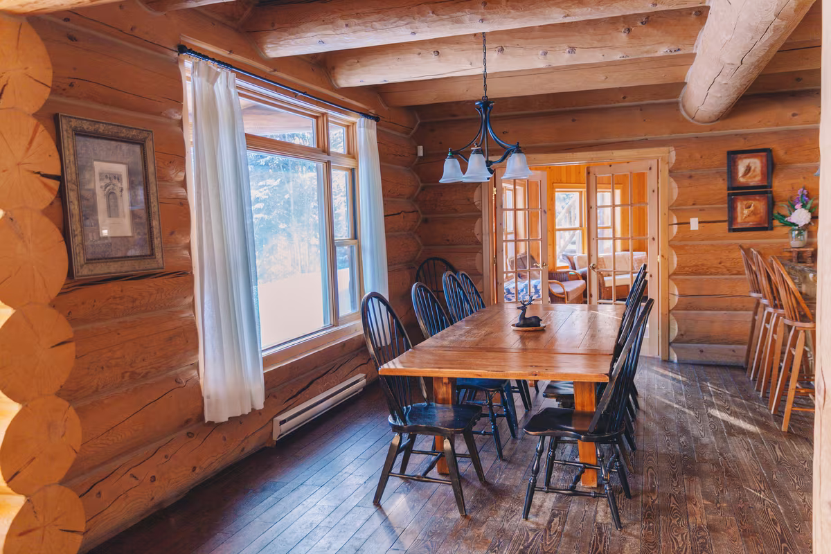 Salle à manger, chalet Exécutif Plus