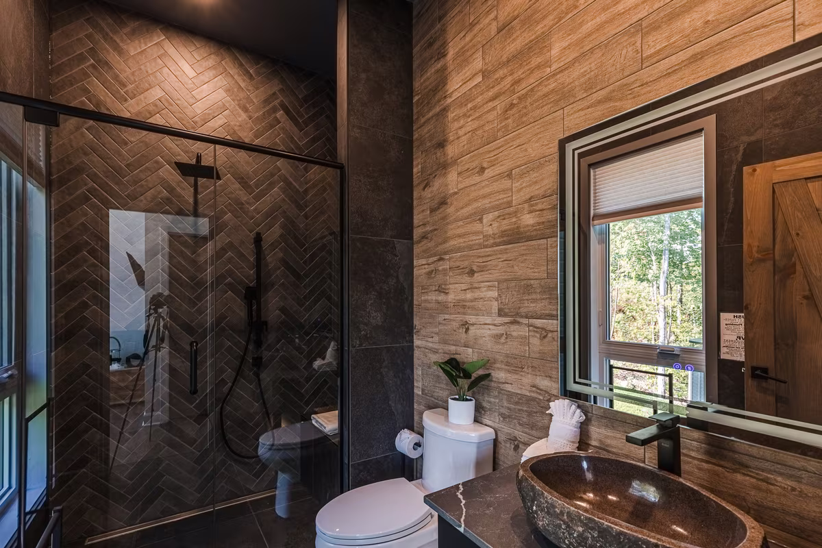 Salle de bain douche, chalet Avala