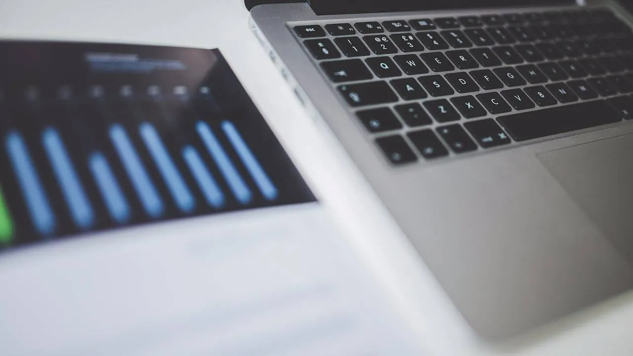 36 marketing strategies & tactics to grow your business