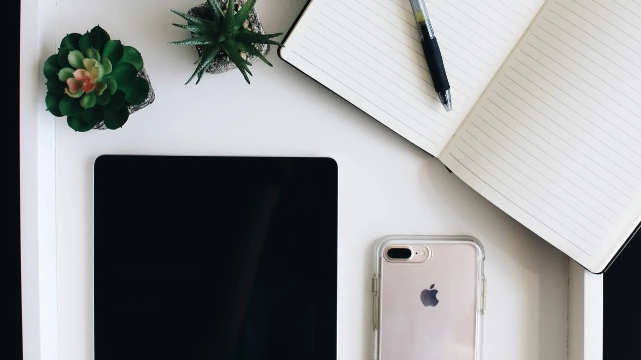 How to write a marketing plan: 10 tips to improve your strategy