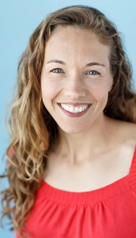 Headshot of Laura Park Figueroa, Occupational Therapist & Kajabi Hero