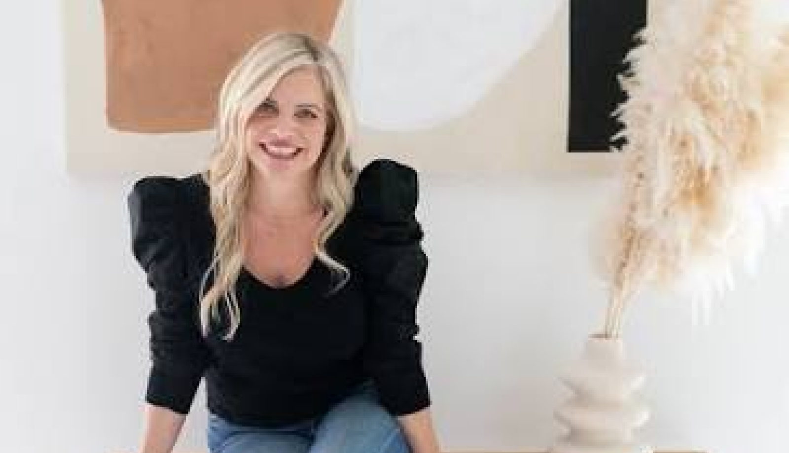 How Ashley Turner Built a 7-Figure Mental Health Business at the Intersection of Yoga and Psychology