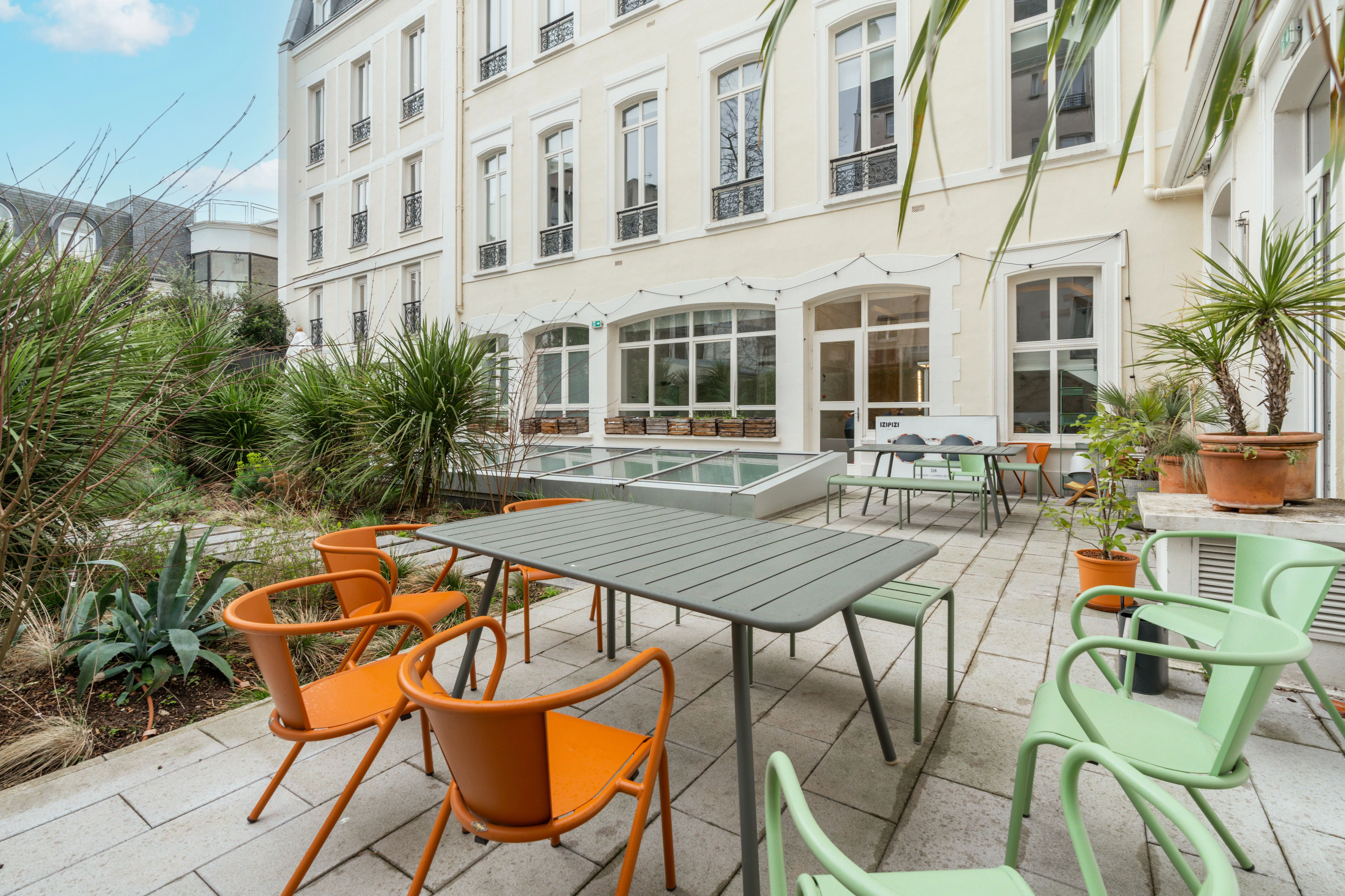bureau Sora en location dans le 9e arrondissement