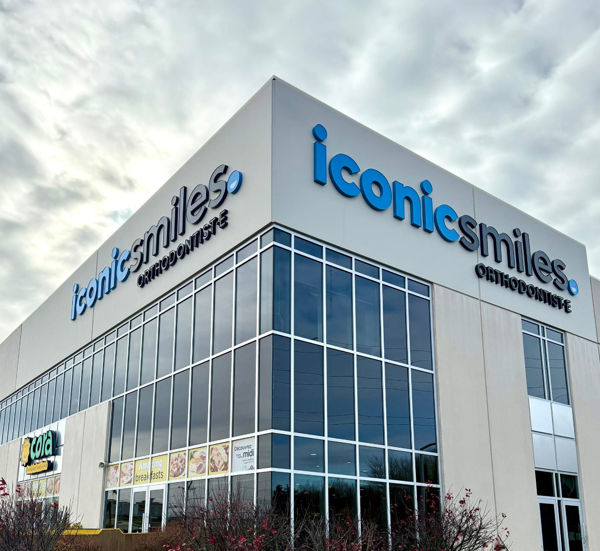 Iconic Smiles