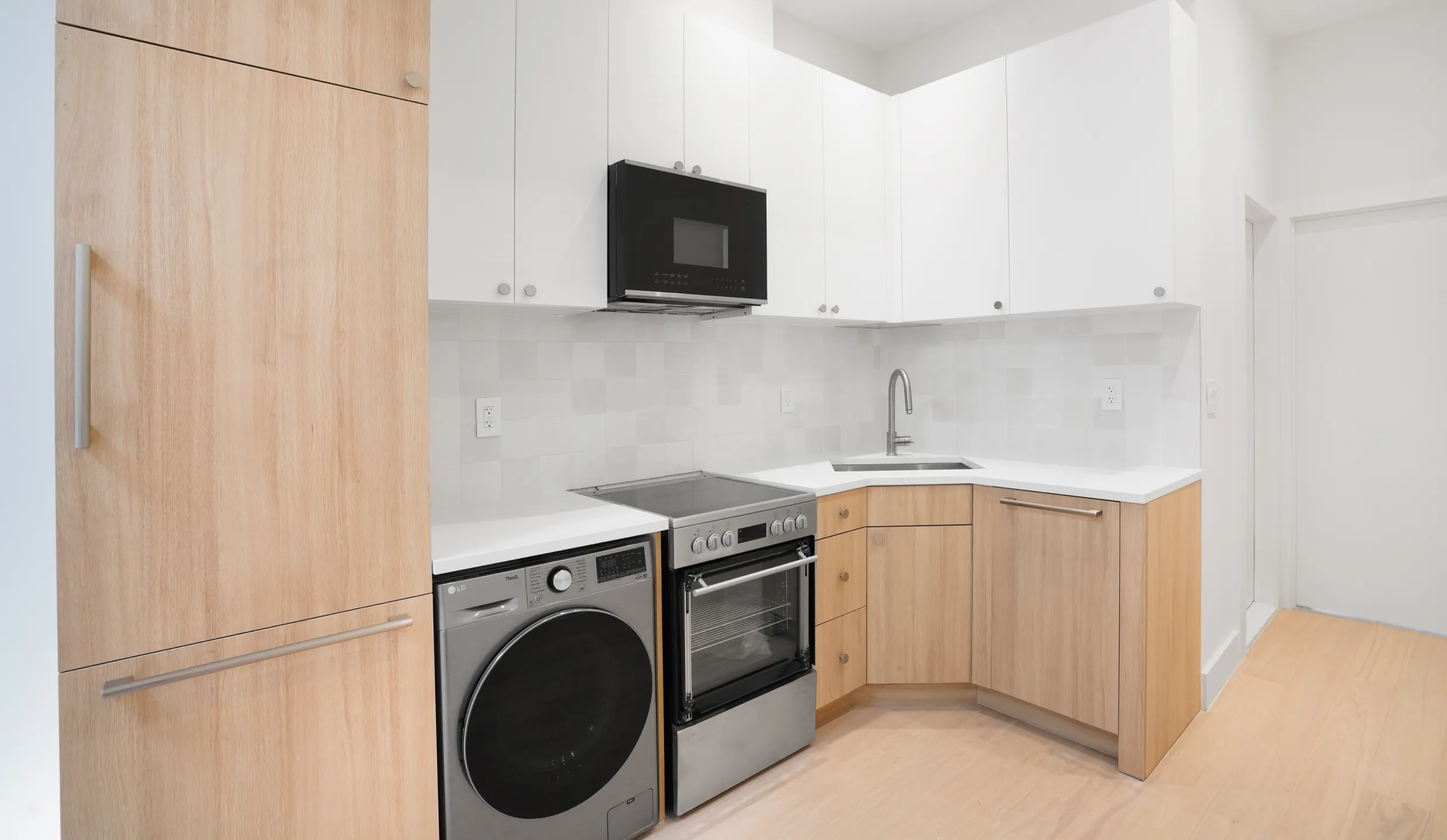 Kitchen interior of 139 Kingsland Avenue building