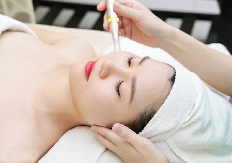 So sánh chi tiết liệu pháp lăn kim và phi kim – giải pháp làm đẹp hiệu