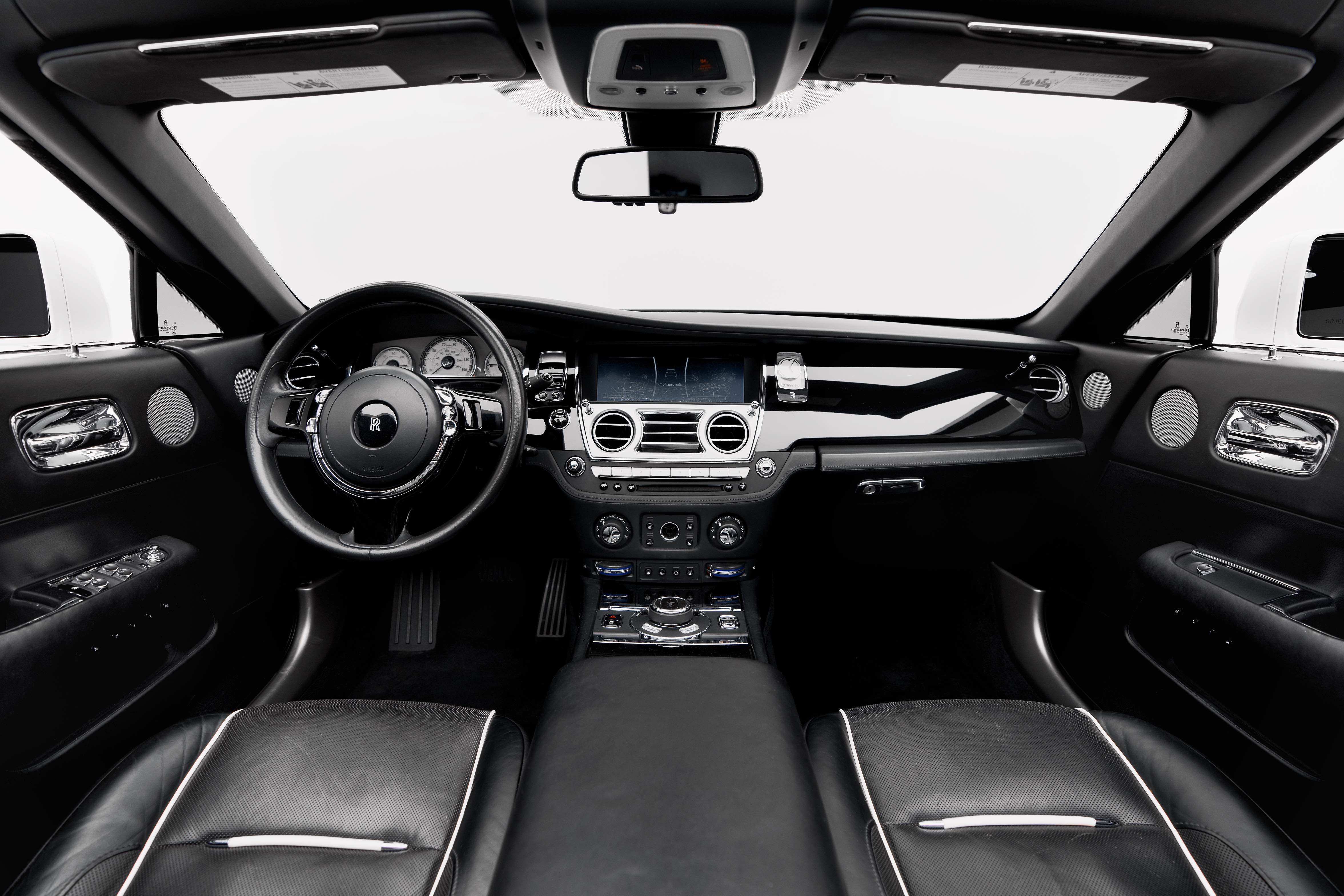 Rolls-Royce Dawn Black Badge