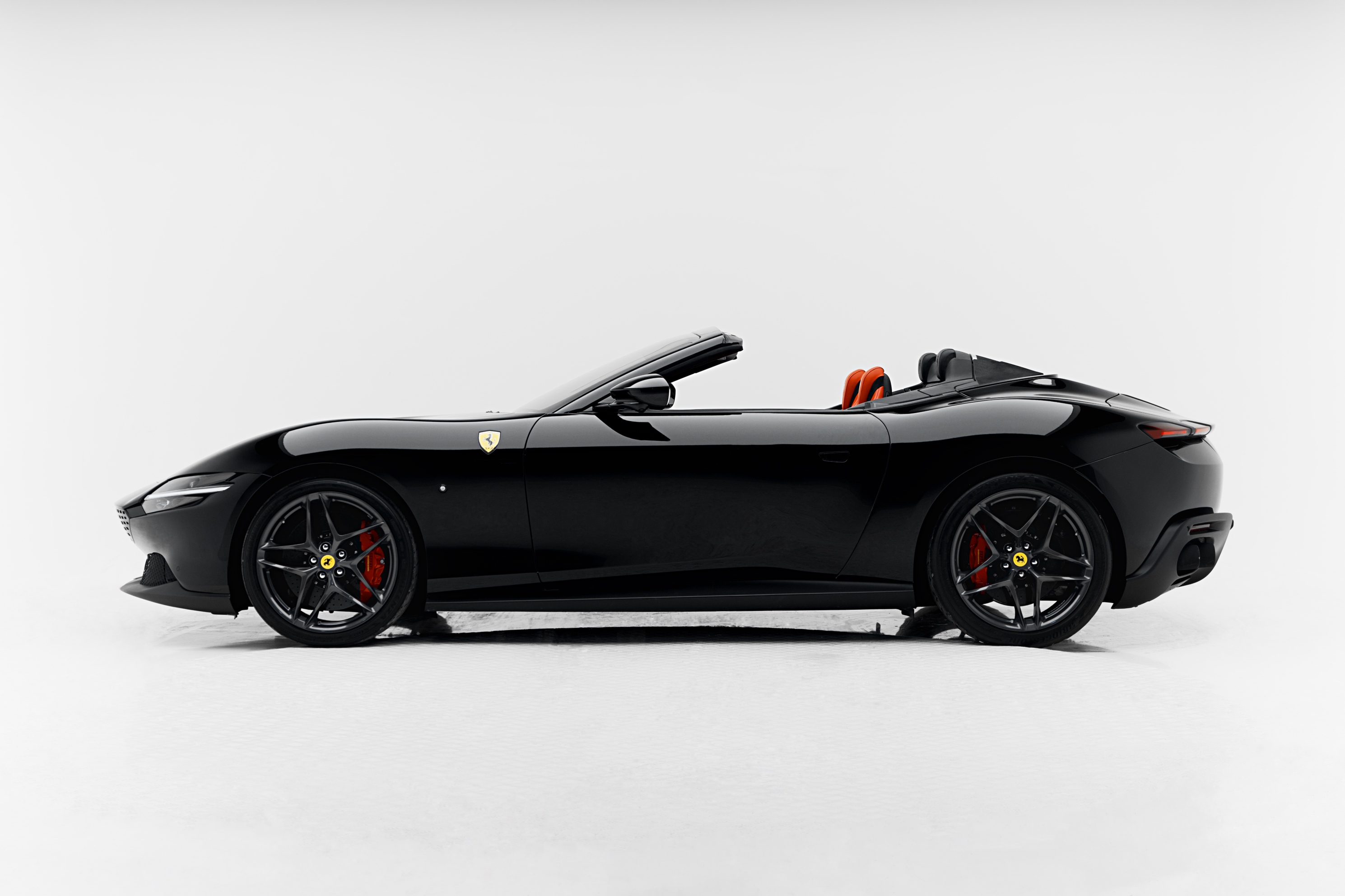 Ferrari Roma Spider