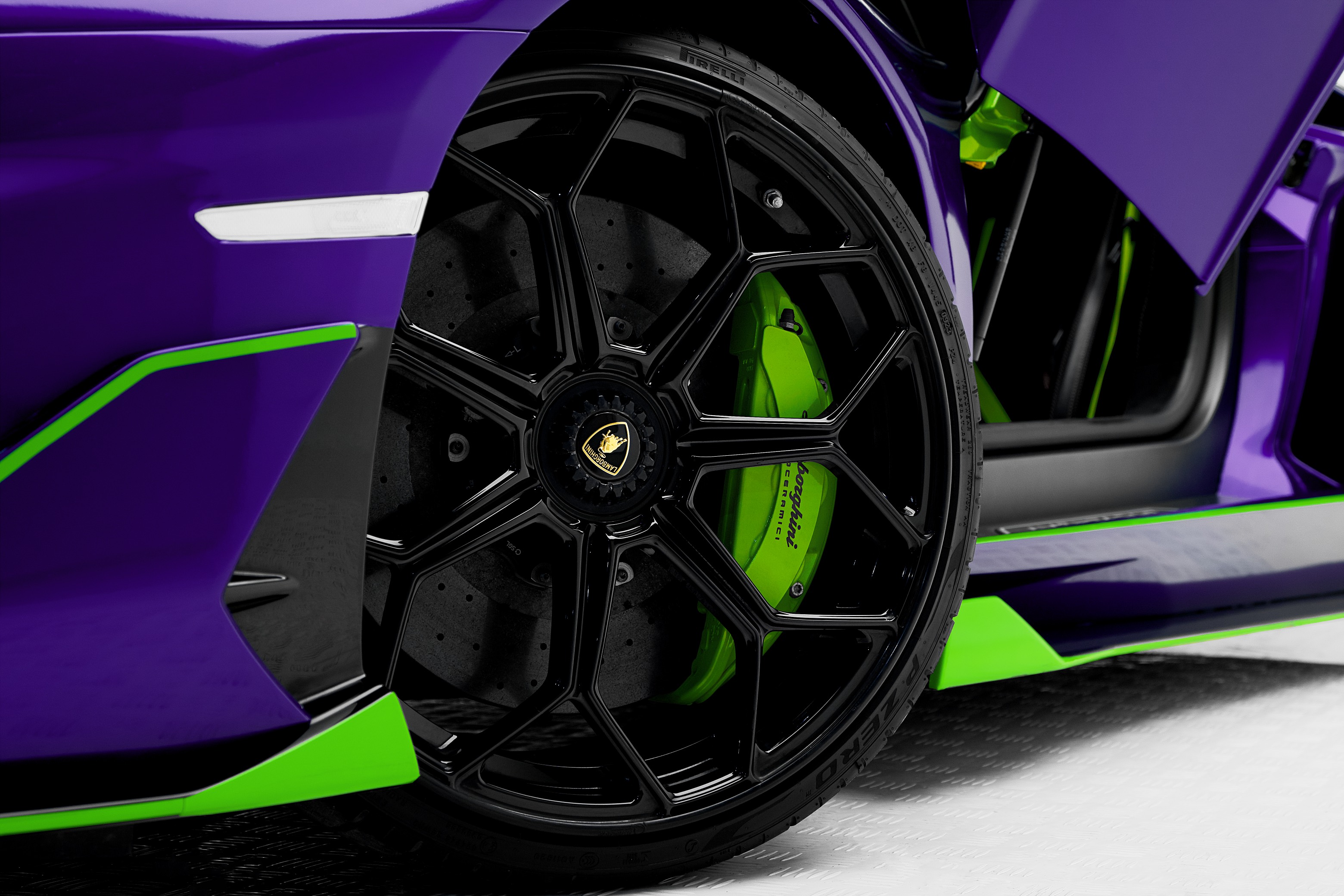 Lamborghini Aventador SVJ