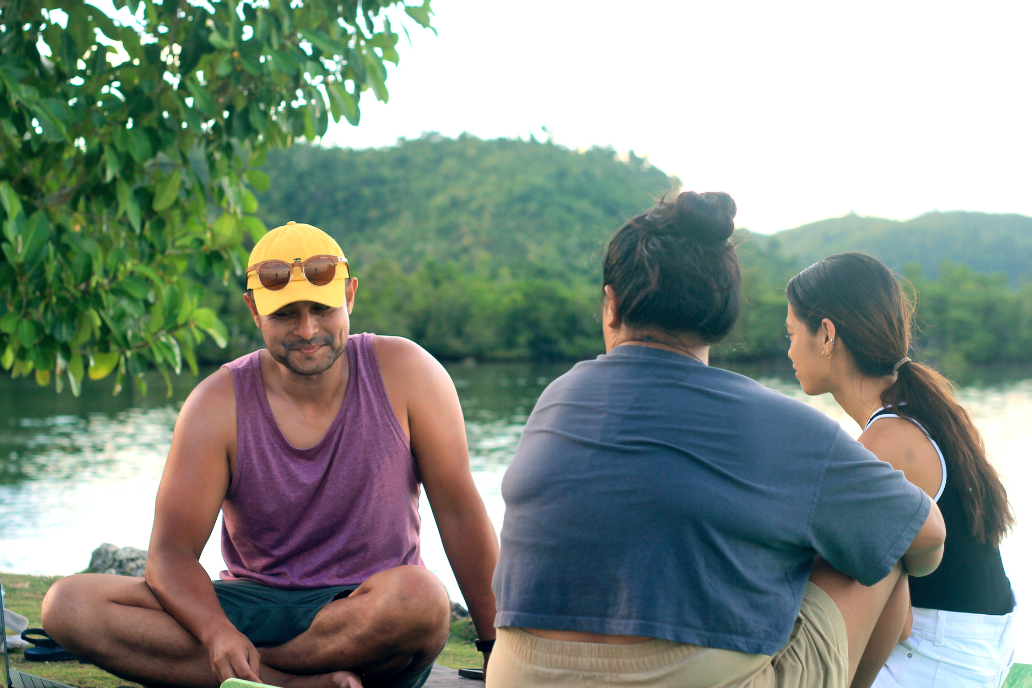 Line chart with intense up and down movements in a different color tone during a specific window