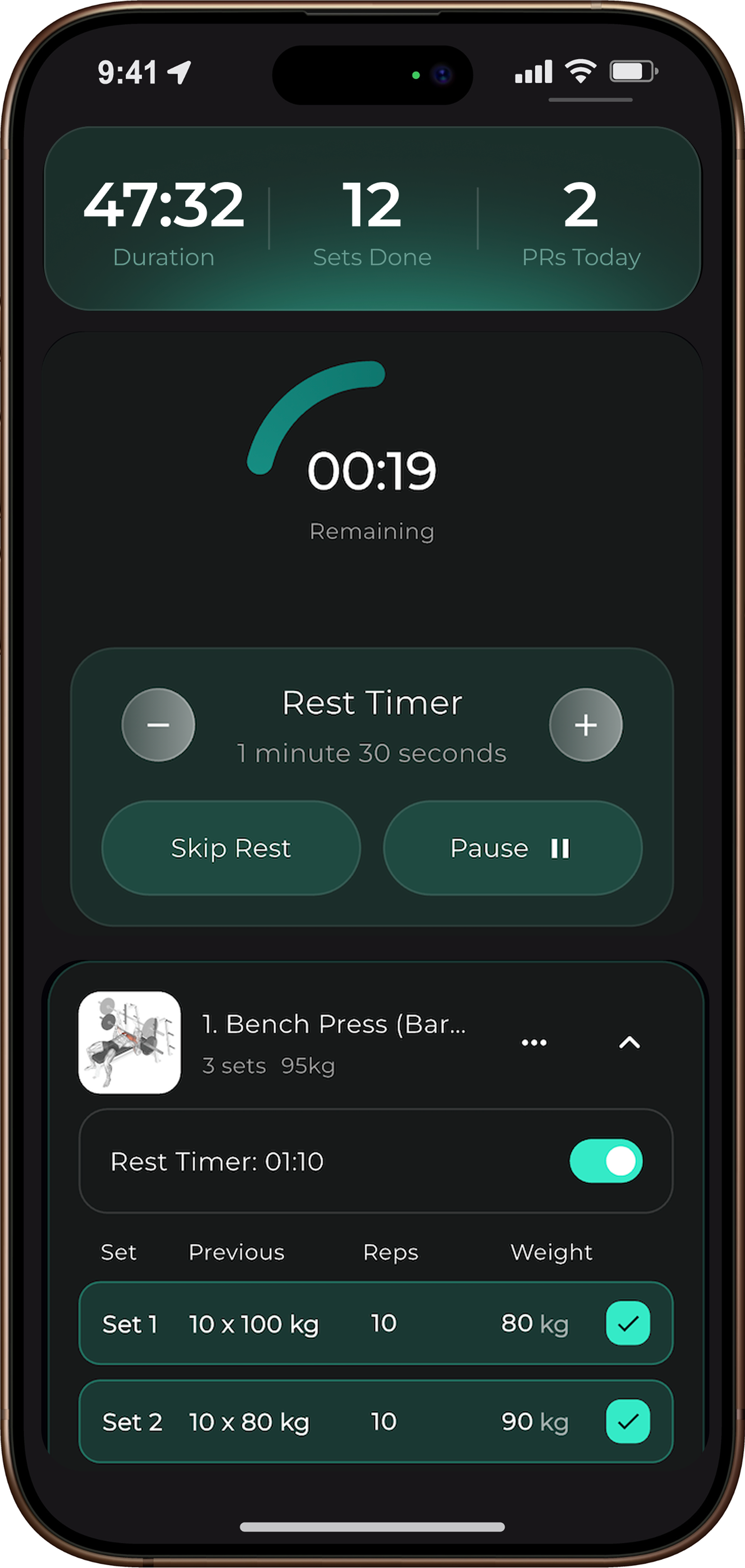 Smartphone screen showing workout app with 47:32 duration, 12 sets done, 2 PRs today, rest timer counting down at 19 seconds, and details of bench press sets including weights and reps.