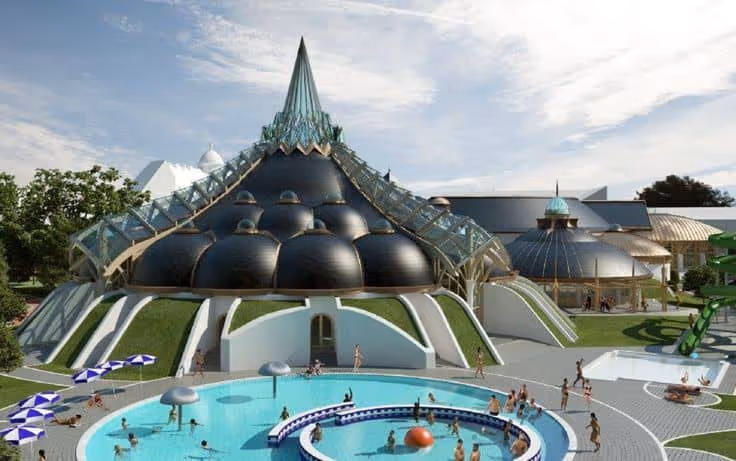Outdoor pool at Hagymatikum Spa, Hungary