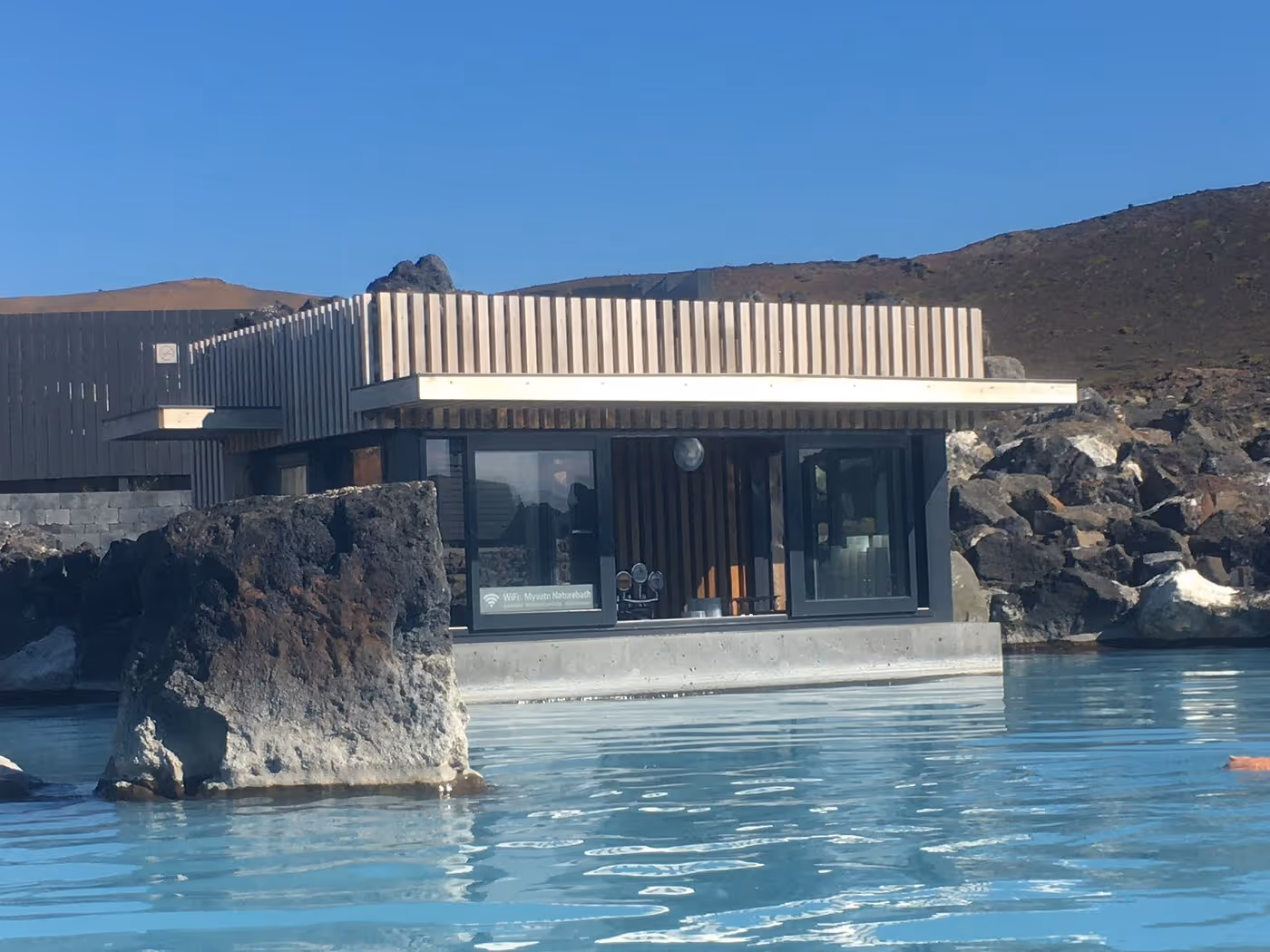 Pool bar at Earth Lagoon Myvatn (Jardbodin vid Myvatn)