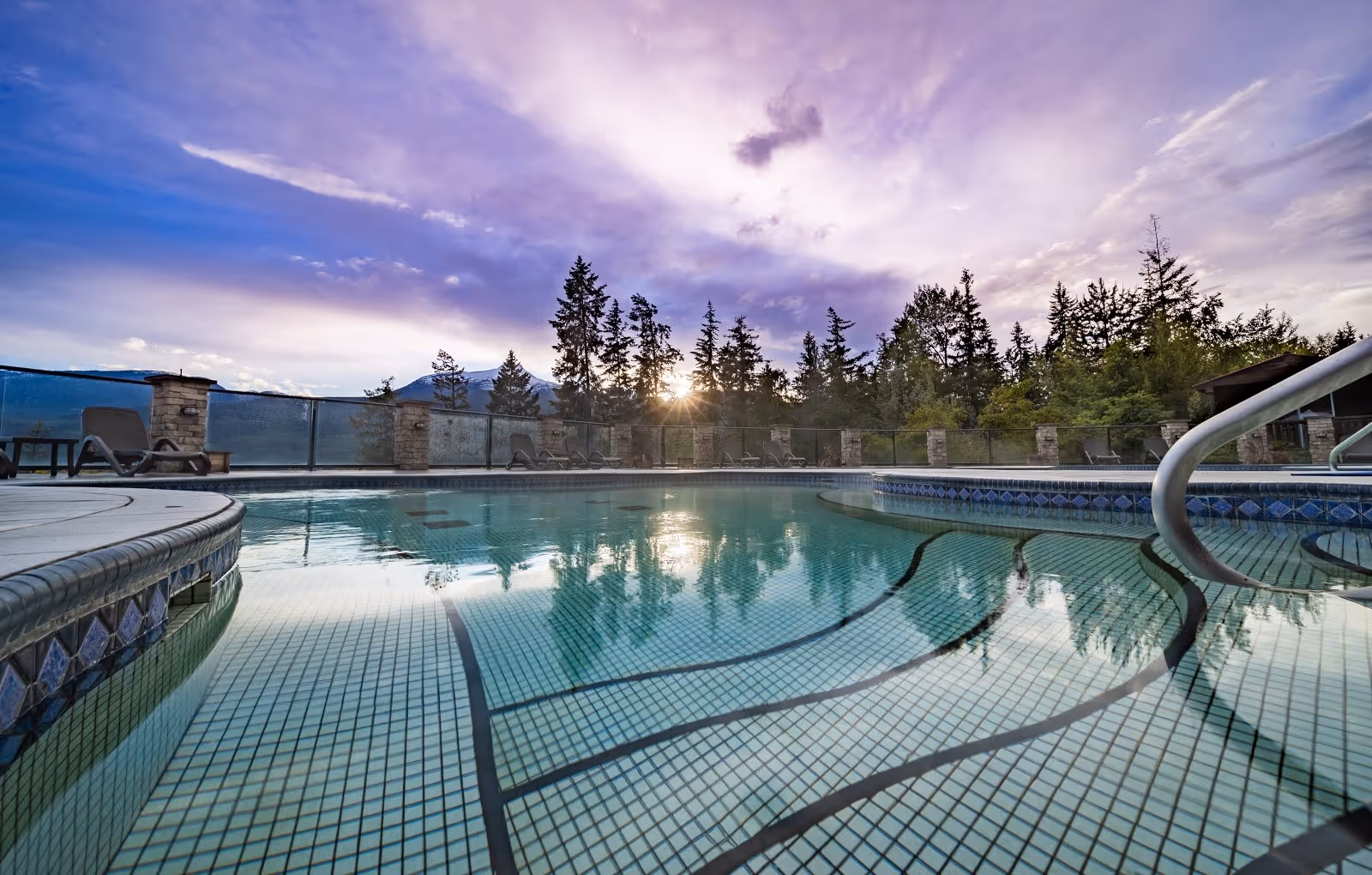Halcyon Hot Springs, Canada.