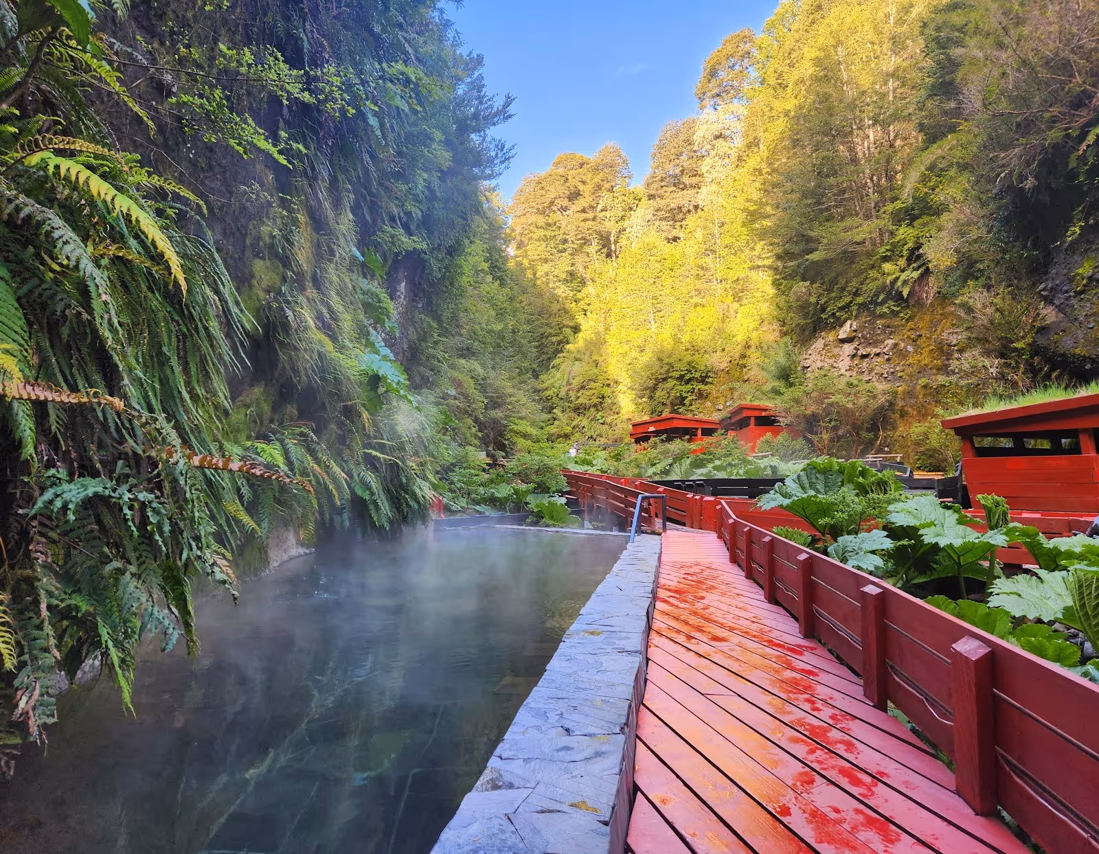 Termas Geometricas, Chile.