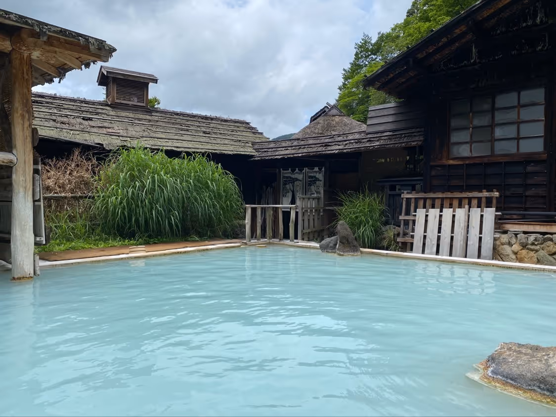 Tsurunoyu Onsen, Japan.