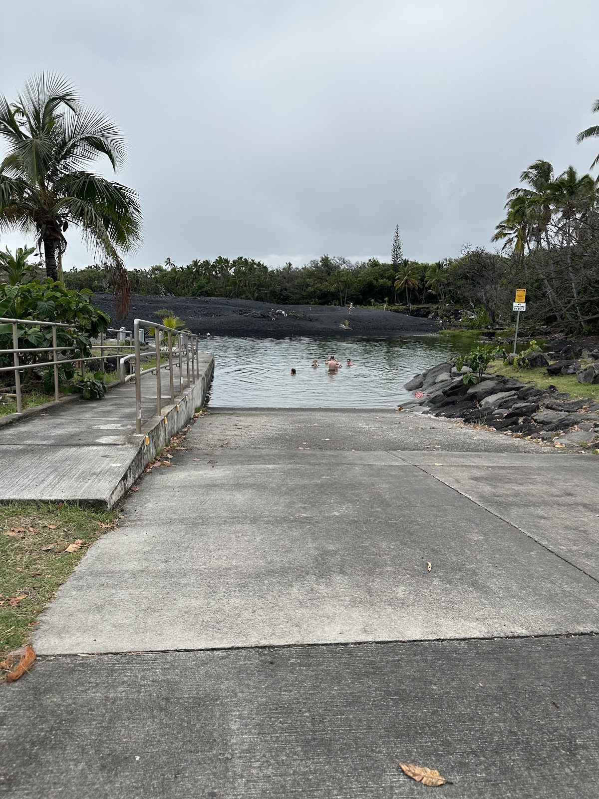 Pohoiki Warm Ponds, Hawaii.