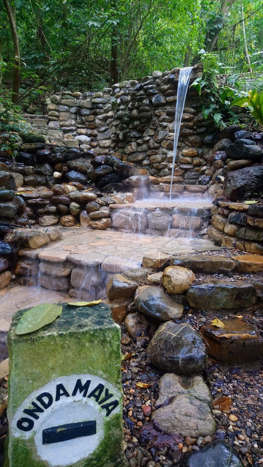 Luna Jaguar Hot Springs and Spa, Honduras.