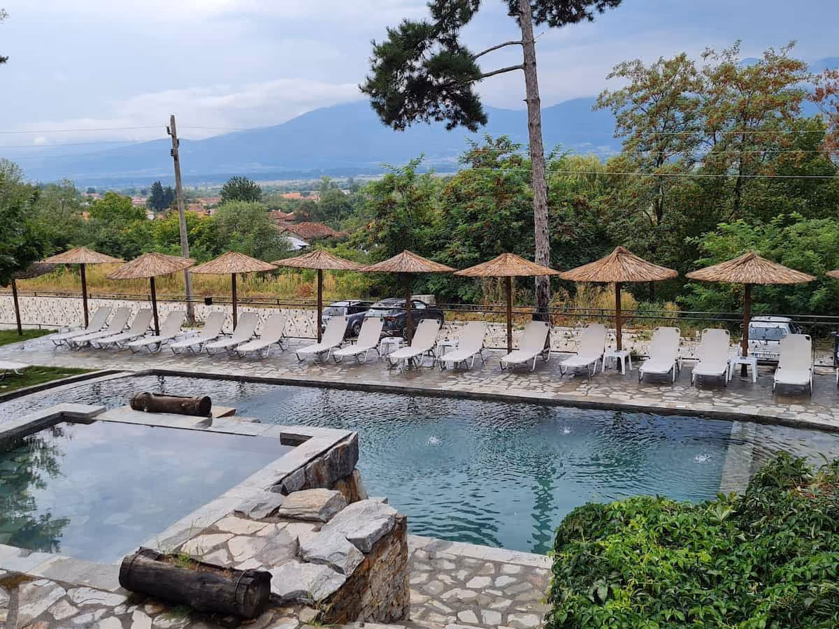 Valentina Castle Mineral Pools Bulgaria - castle hotel mineral pools Ognyanovo Blagoevgrad Bulgaria