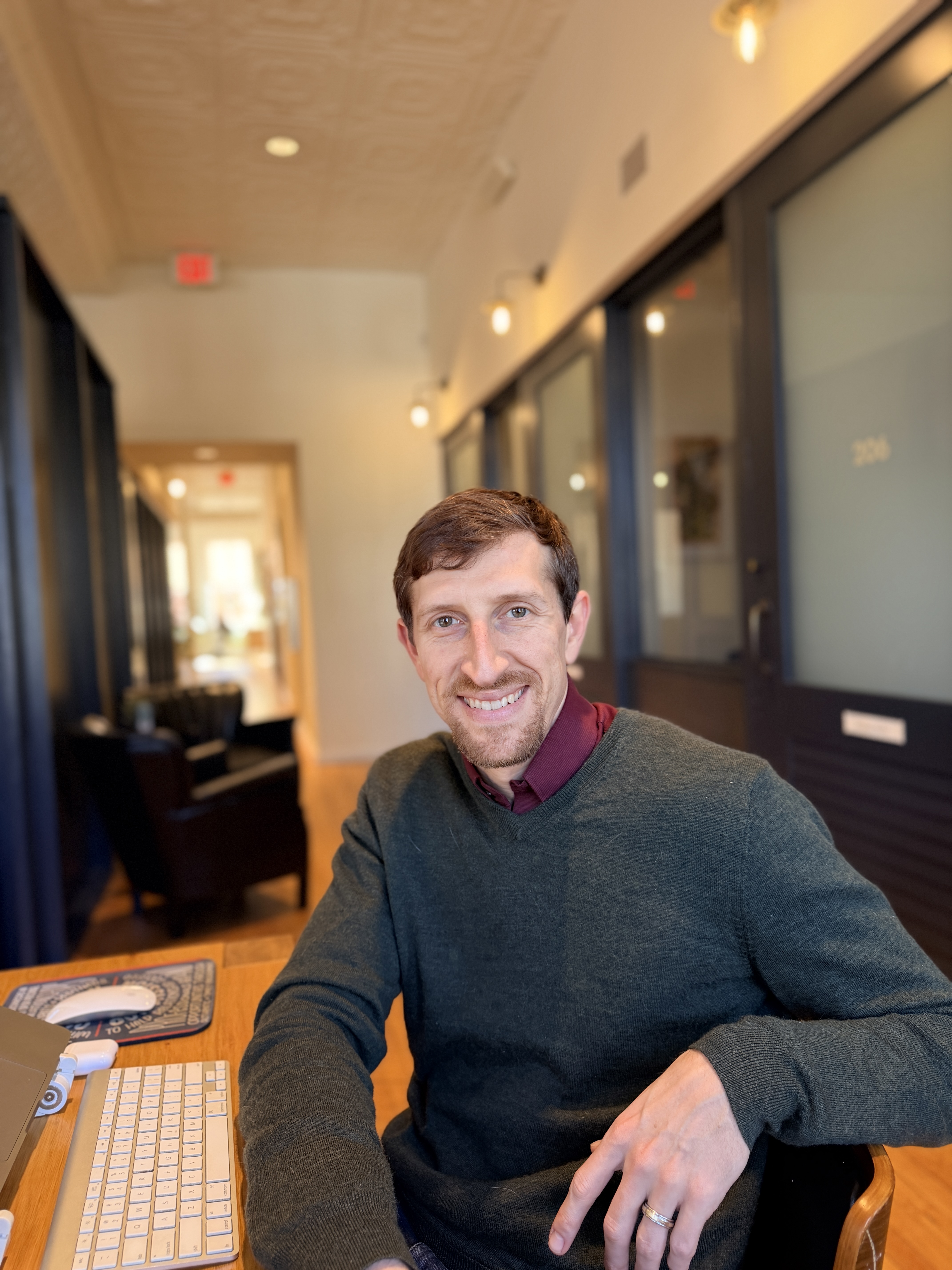 [team] image of individual team member (for a moving & storage company)